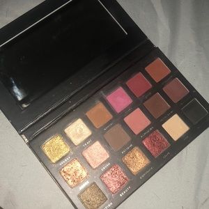 Aphrodite Palette